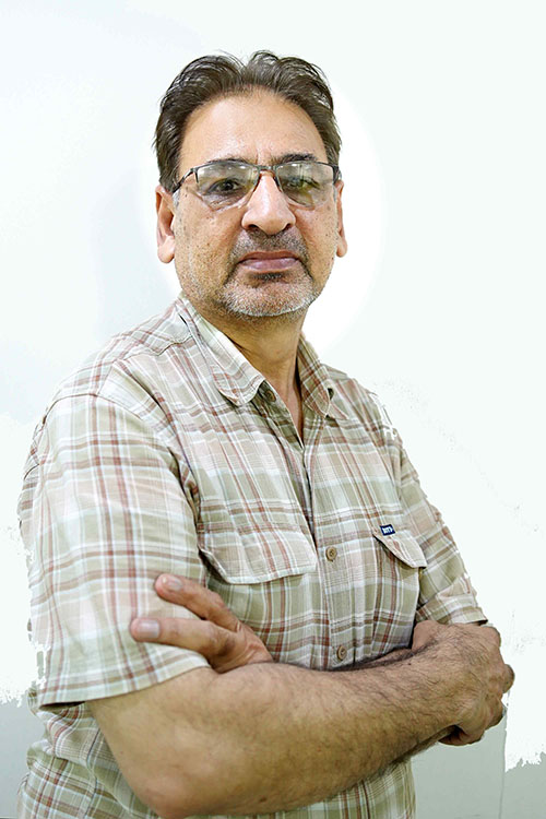 Prof. Dr. Safdar Ali Khan